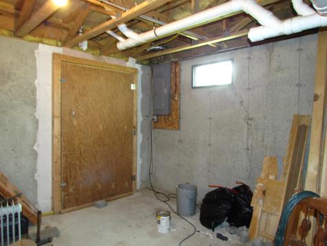 24 Brown Road Richmond ME 04357