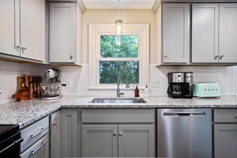 348 Cousins Street Yarmouth ME 04096