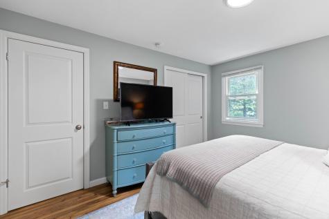 348 Cousins Street Yarmouth ME 04096