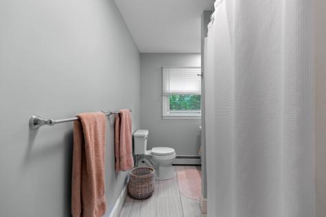 348 Cousins Street Yarmouth ME 04096