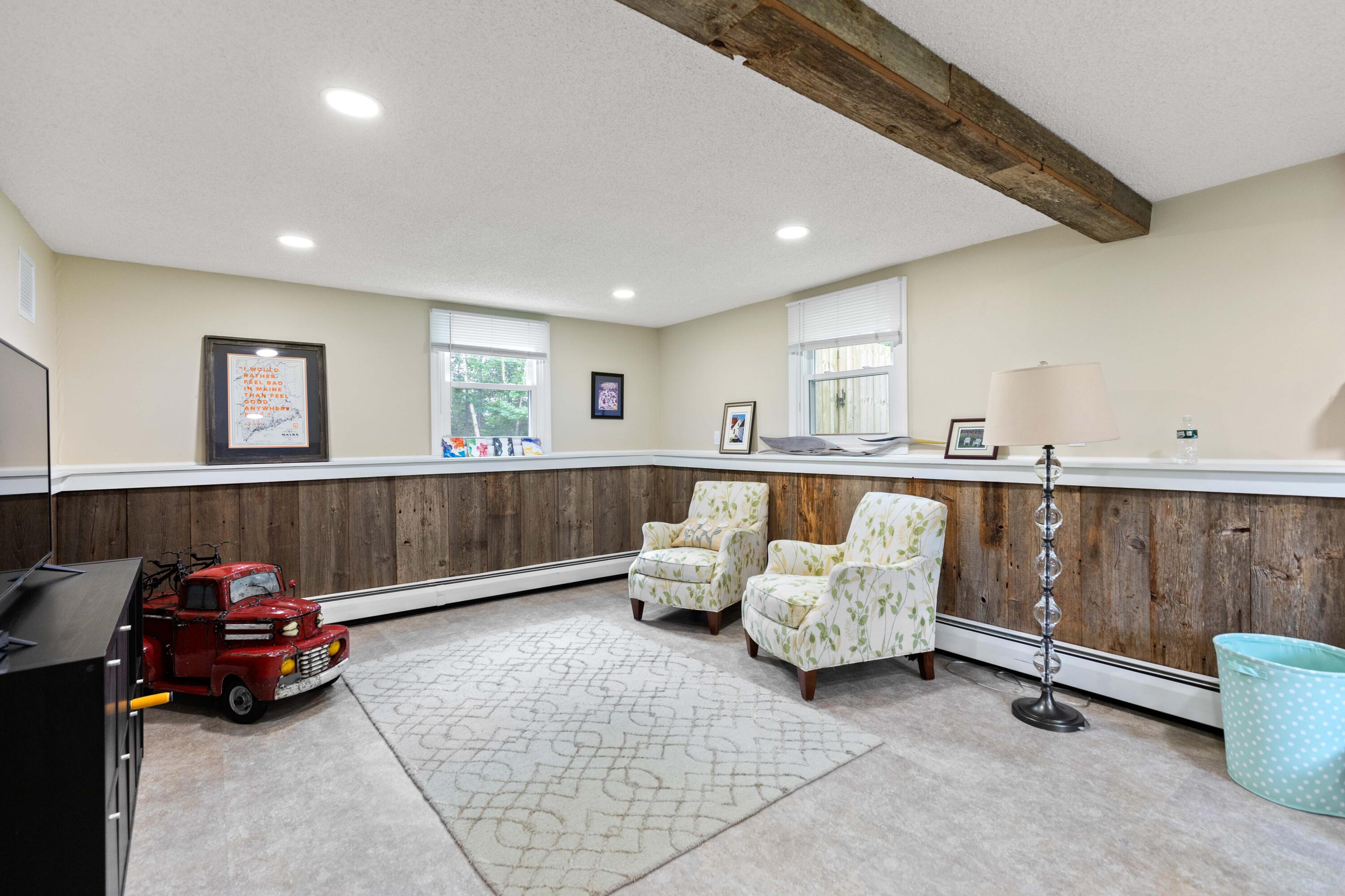 348 Cousins Street Yarmouth ME 04096