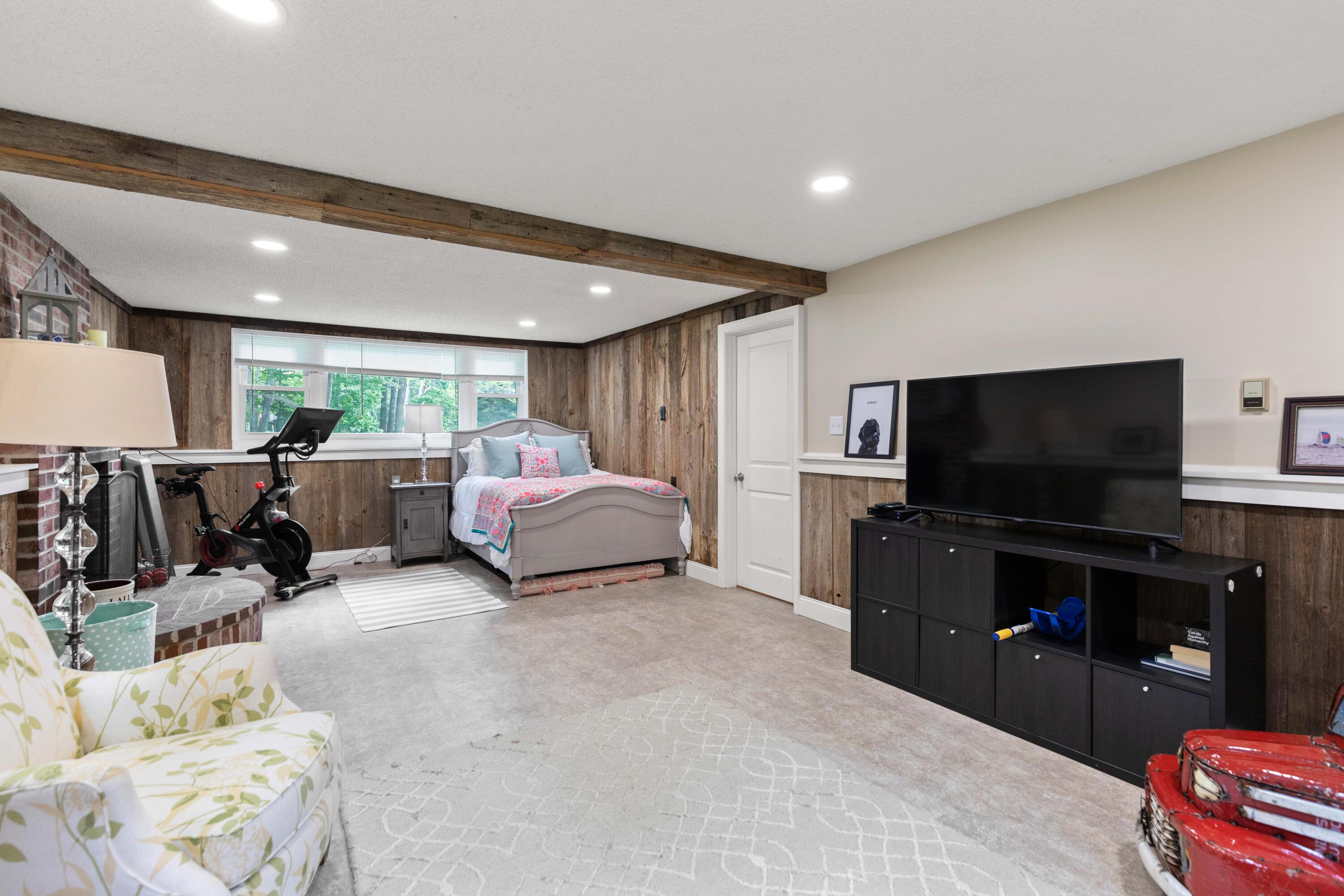 348 Cousins Street Yarmouth ME 04096