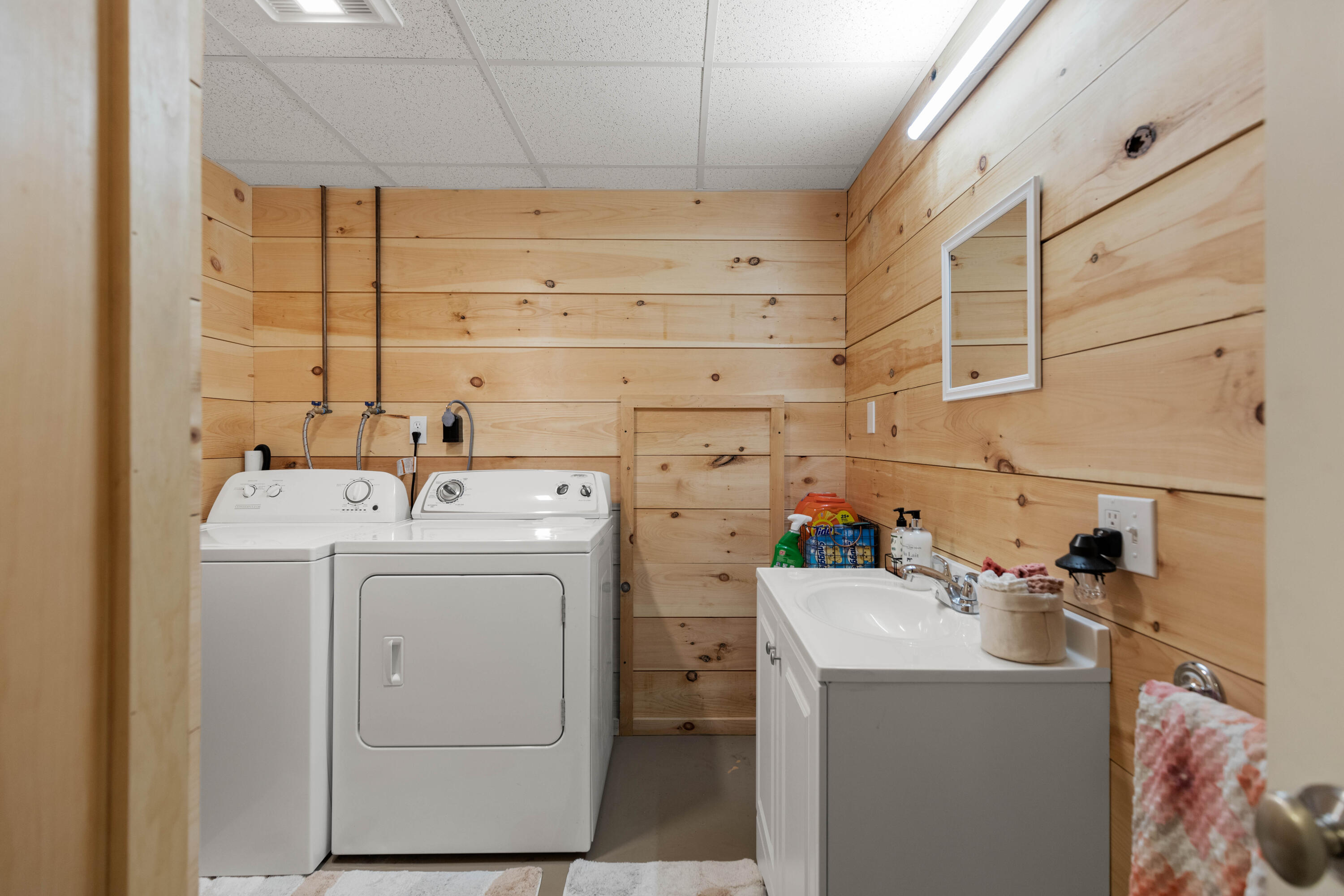 348 Cousins Street Yarmouth ME 04096