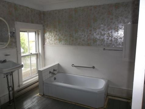 495 North Street Calais ME 04619