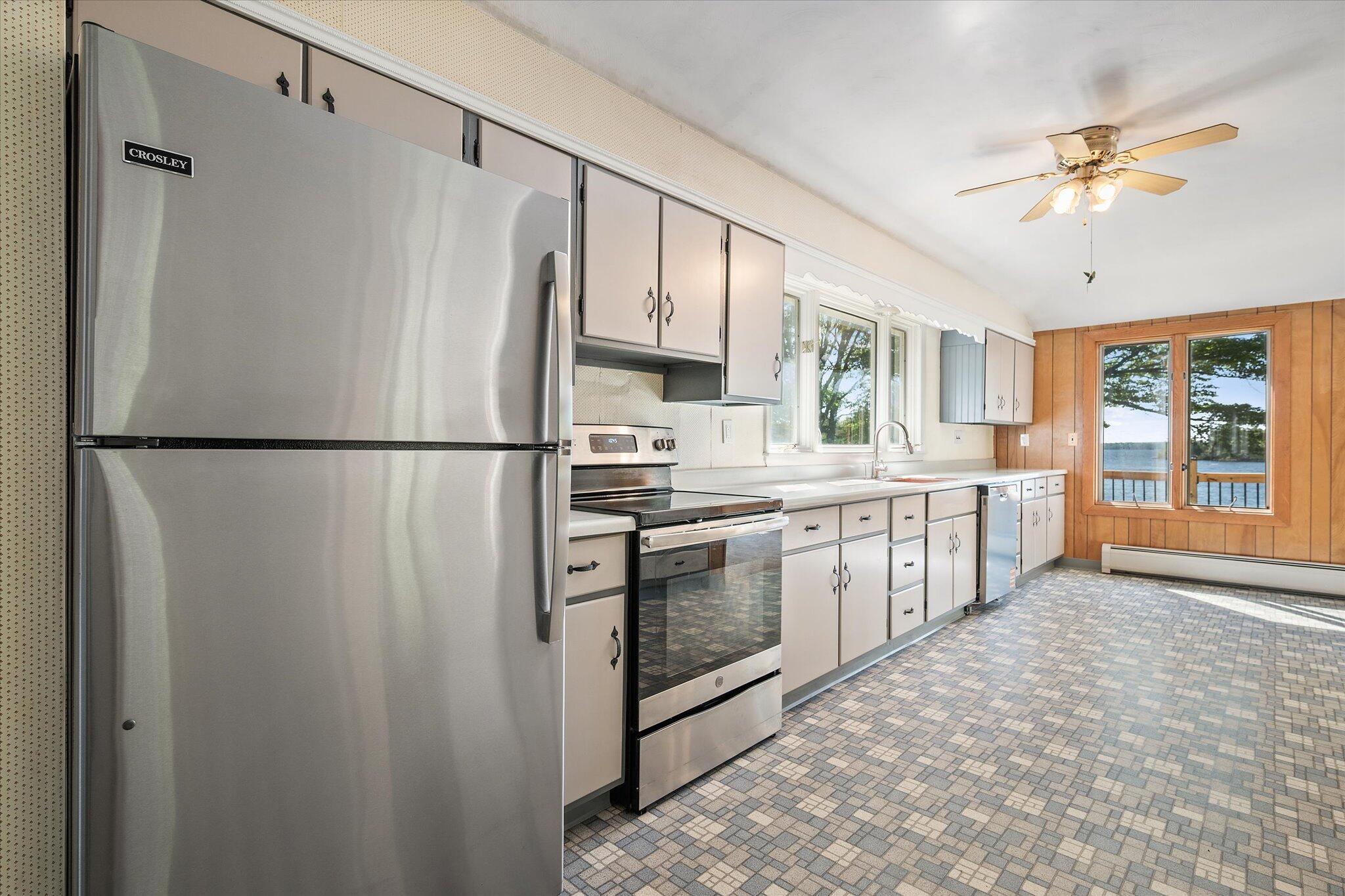 47 Chase Road Baileyville ME 04694