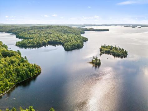 47 Chase Road Baileyville ME 04694