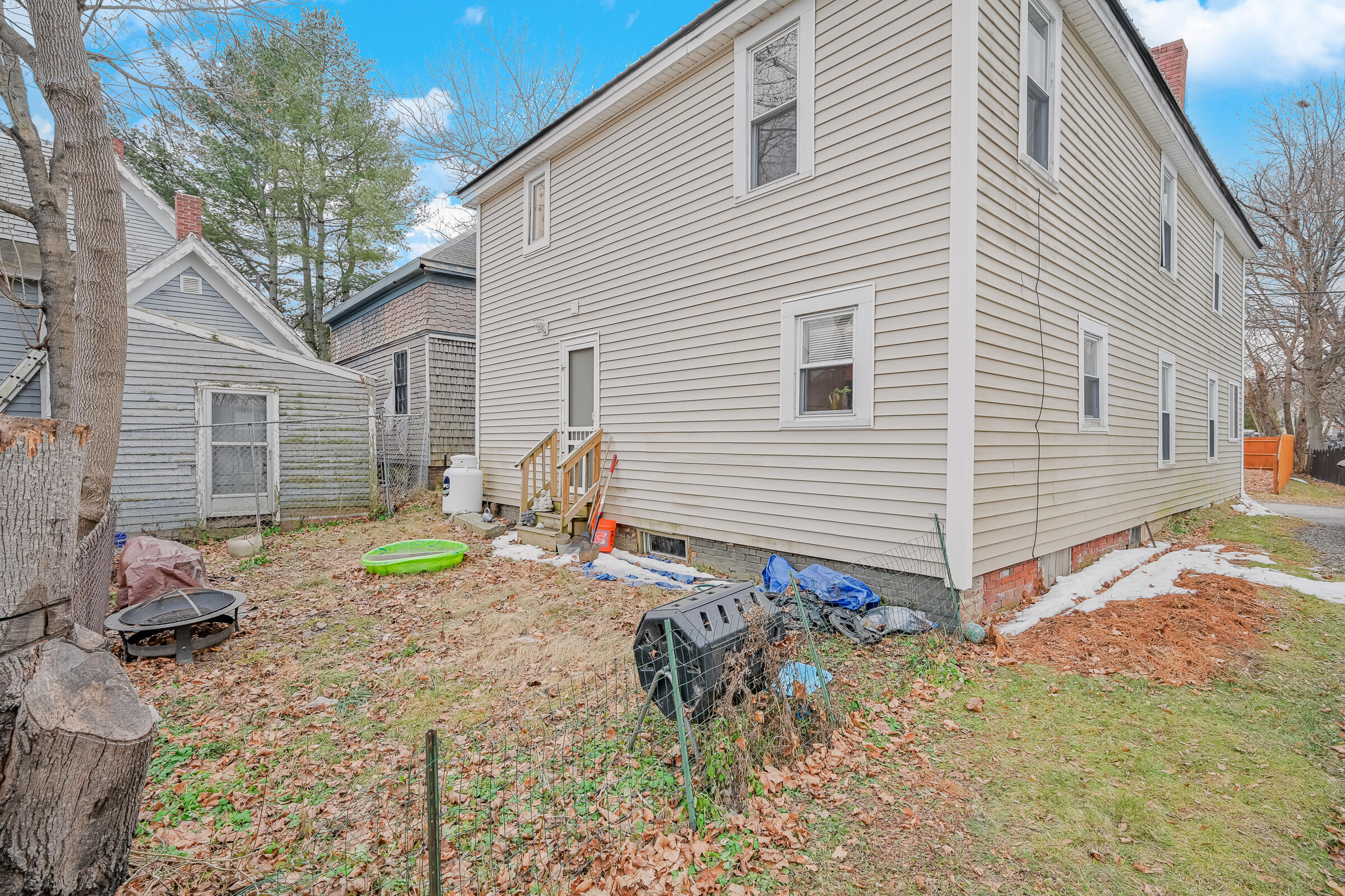 25 Center Street Augusta ME 04330