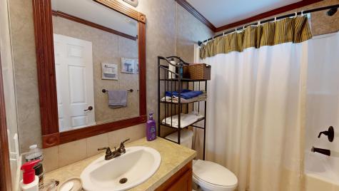 8 Sheldon Place Lewiston ME 04240