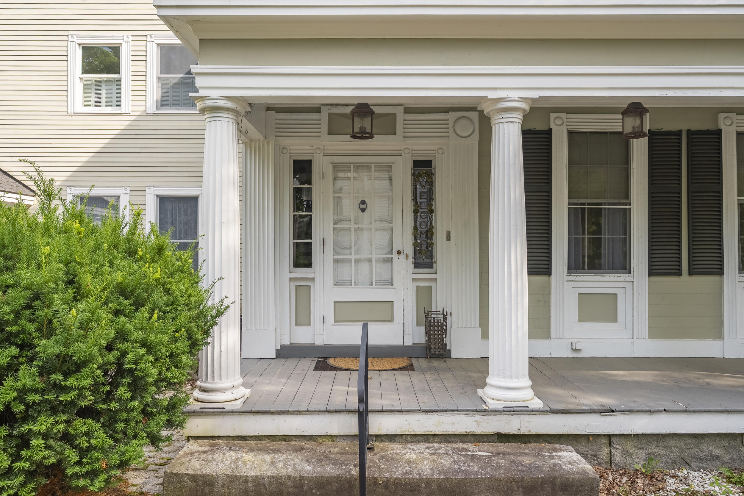 22 Broad Street Bethel ME 04217