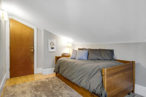 22 Broad Street Bethel ME 04217