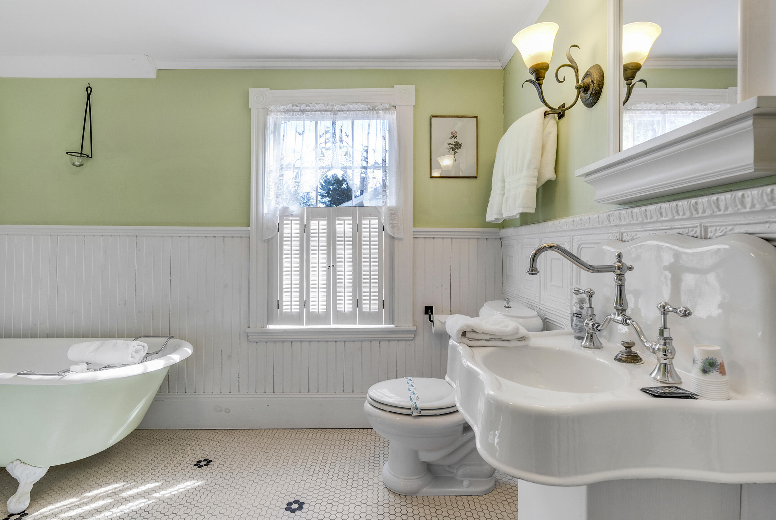 22 Broad Street Bethel ME 04217