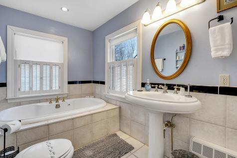 22 Broad Street Bethel ME 04217