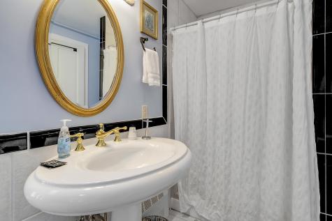 22 Broad Street Bethel ME 04217