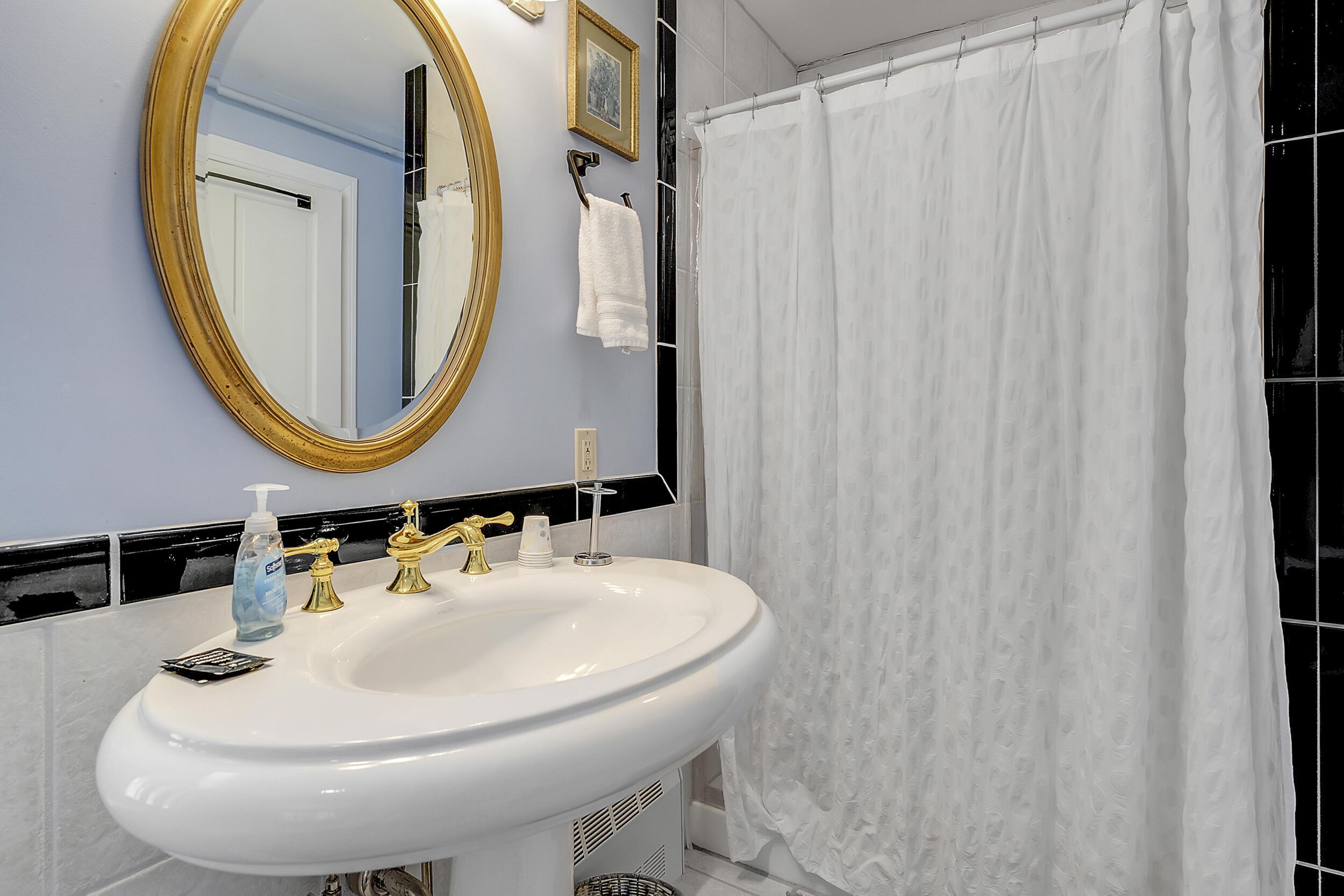 22 Broad Street Bethel ME 04217