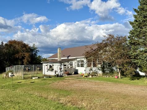 51 Reardon Lane Calais ME 04619