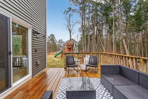 10 Newfield Road Freeport ME 04032