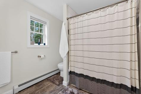 10 Newfield Road Freeport ME 04032