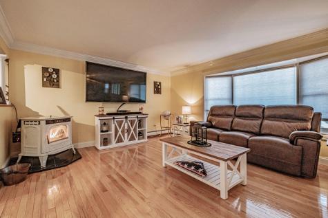 26 Rejane Avenue Lewiston ME 04240