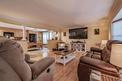 26 Rejane Avenue Lewiston ME 04240
