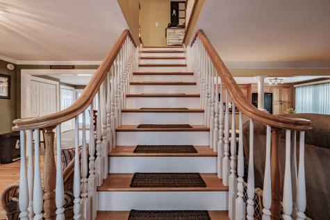 26 Rejane Avenue Lewiston ME 04240