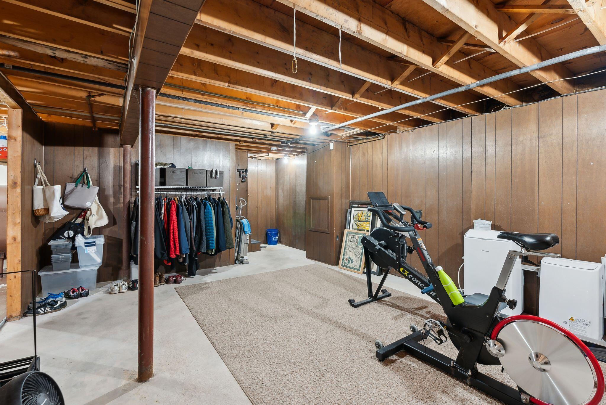 182 Pinecrest Road Portland ME 04102