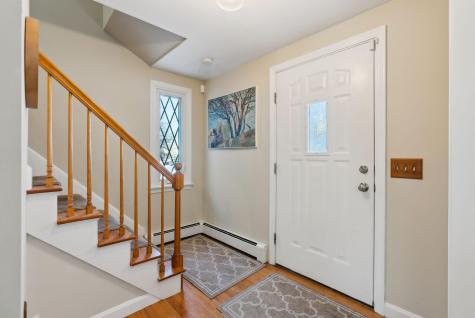 182 Pinecrest Road Portland ME 04102