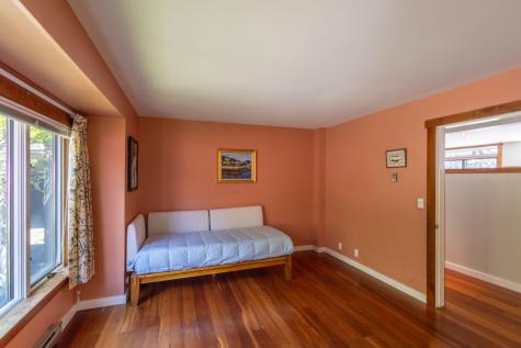 299 Island Avenue Saint George ME 04859