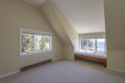 299 Island Avenue Saint George ME 04859