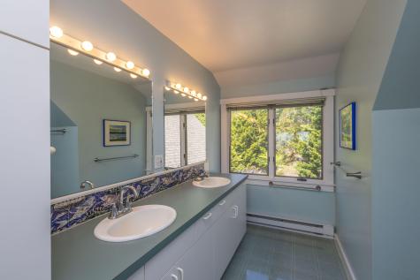 299 Island Avenue Saint George ME 04859