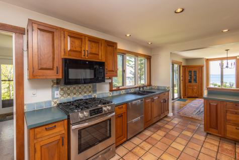 299 Island Avenue Saint George ME 04859