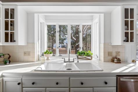 49 Underwood Road Falmouth ME 04105