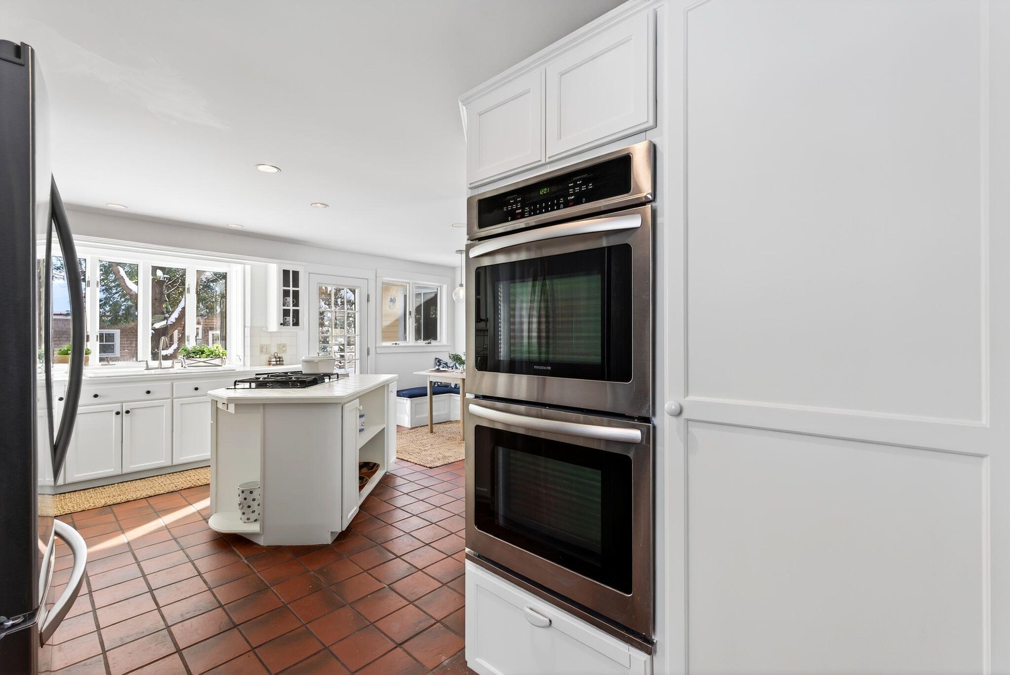 49 Underwood Road Falmouth ME 04105