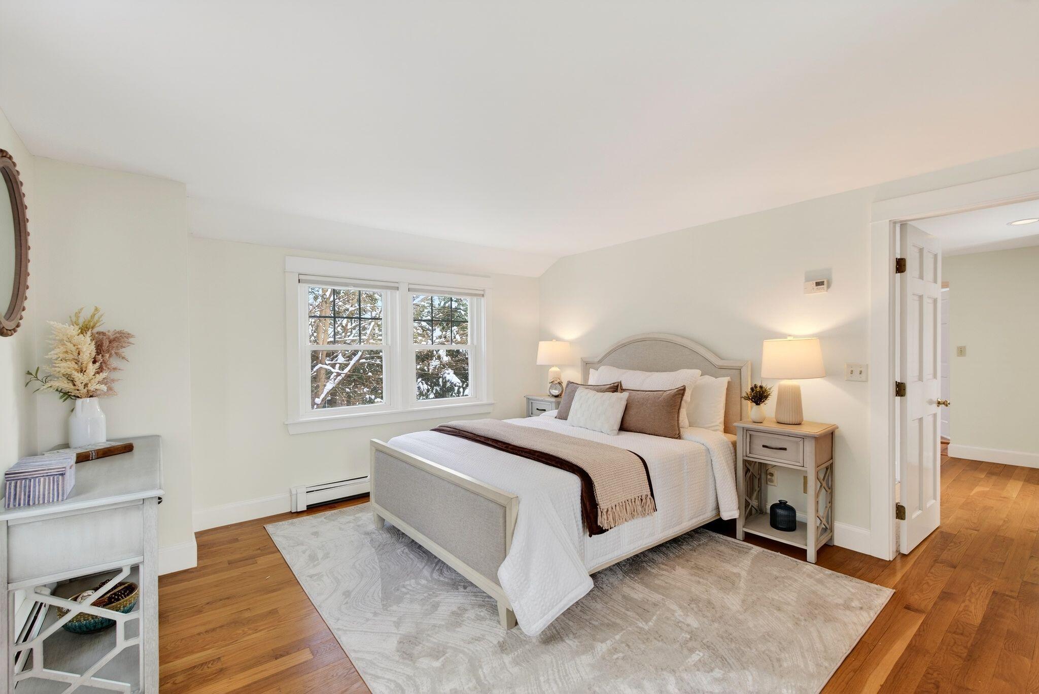 49 Underwood Road Falmouth ME 04105