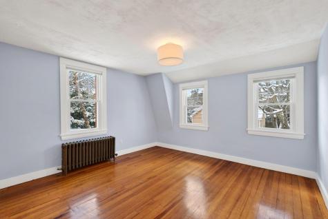 49 Underwood Road Falmouth ME 04105