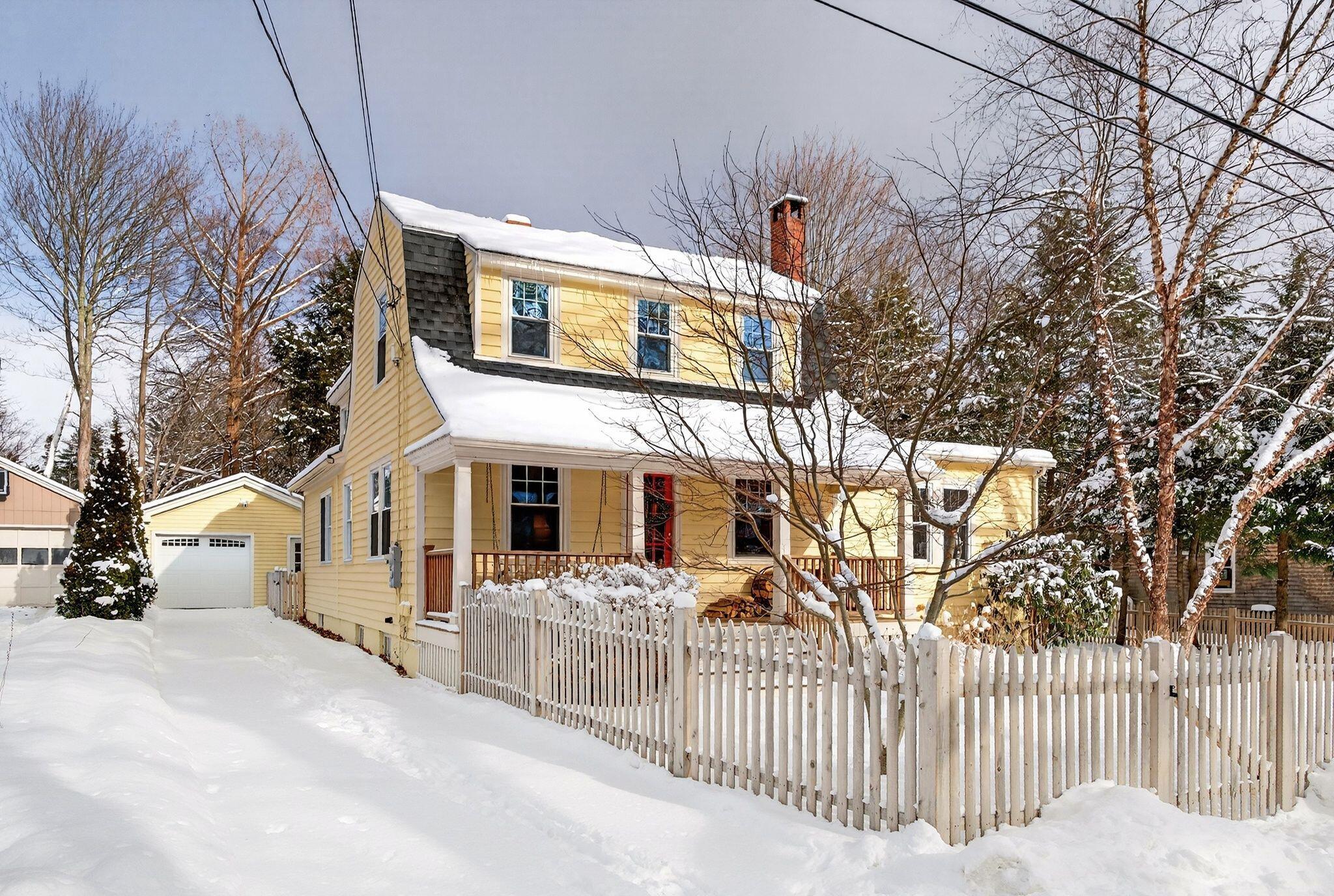 49 Underwood Road Falmouth ME 04105