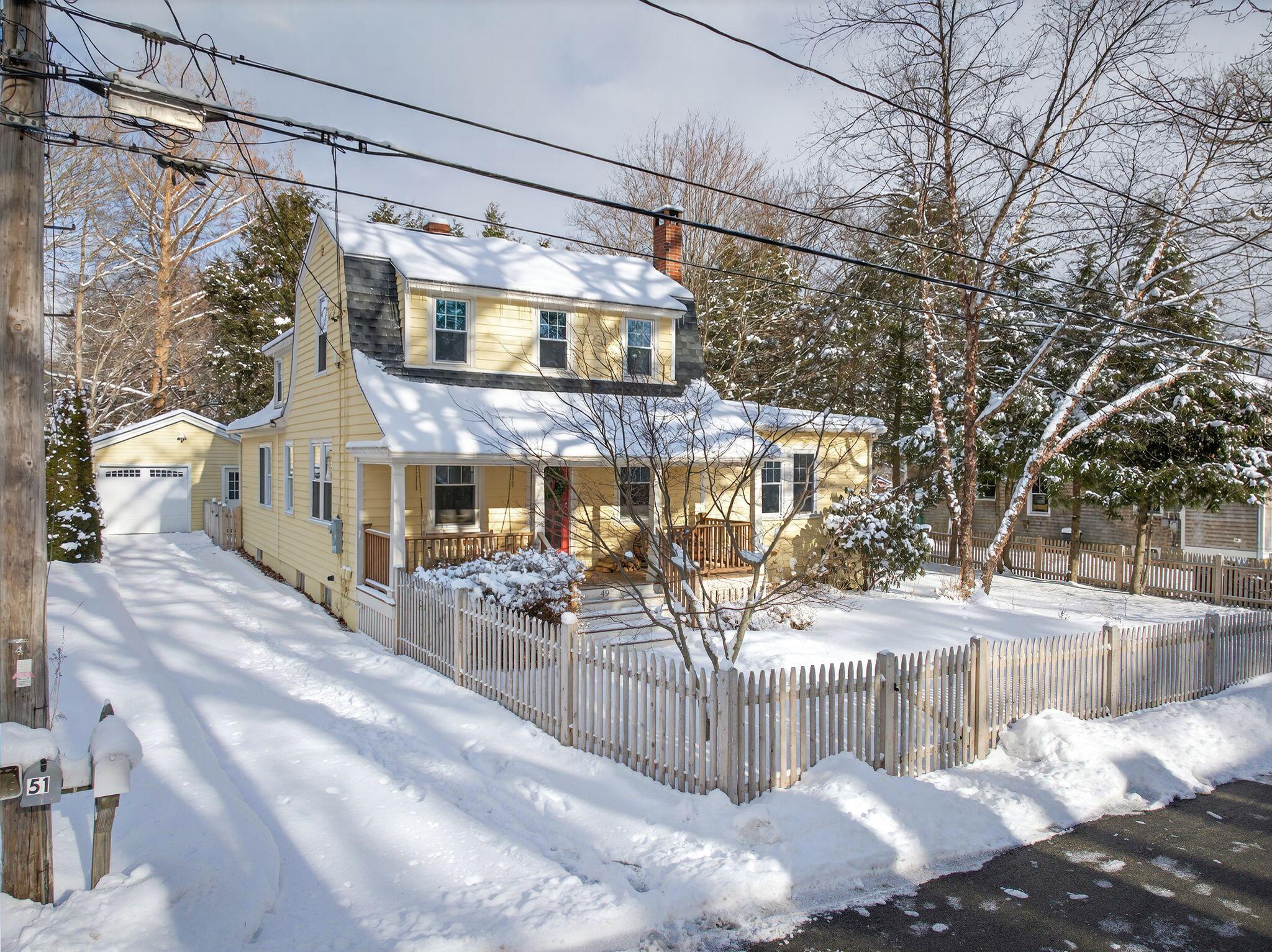 49 Underwood Road Falmouth ME 04105