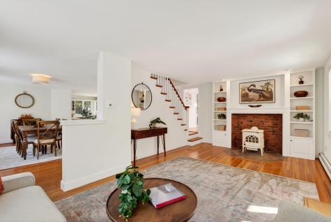 49 Underwood Road Falmouth ME 04105