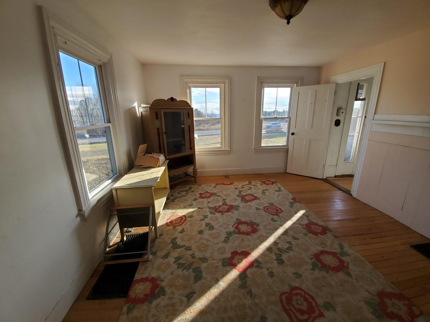 343 W Main Street Searsport ME 04974