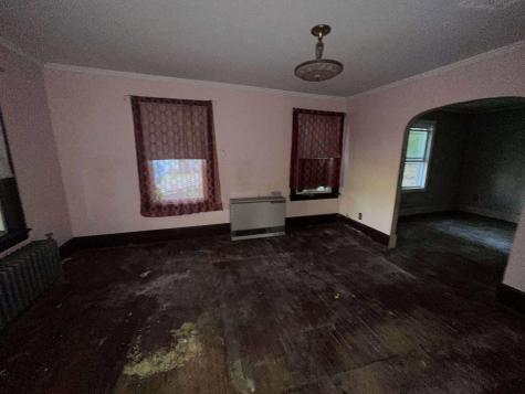 177 Riverside Drive Auburn ME 04210