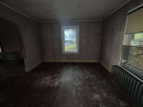 177 Riverside Drive Auburn ME 04210