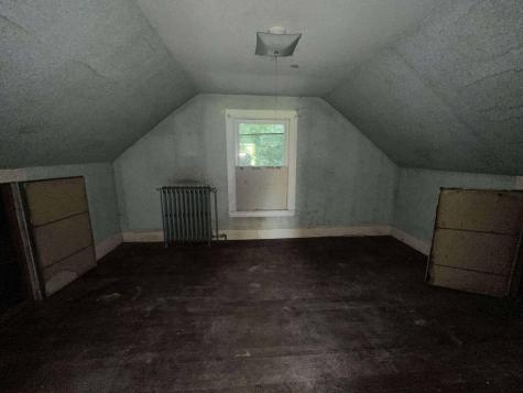 177 Riverside Drive Auburn ME 04210