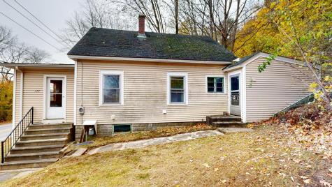 177 Riverside Drive Auburn ME 04210