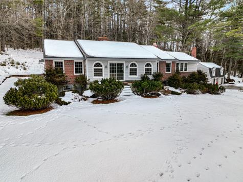 1318 Us-2 Rumford ME 04276