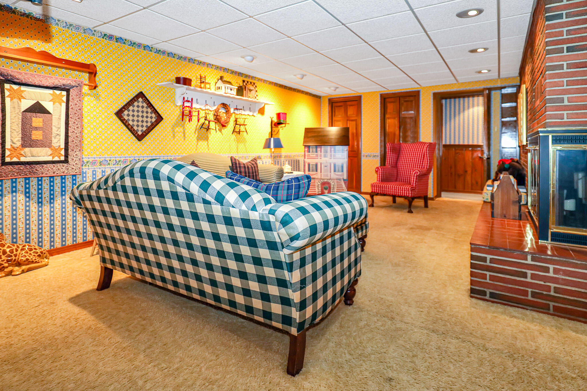 1318 Us-2 Rumford ME 04276