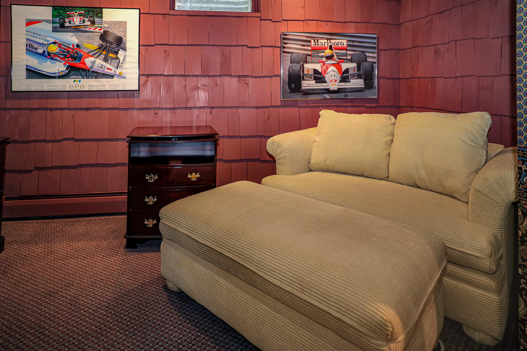 1318 Us-2 Rumford ME 04276