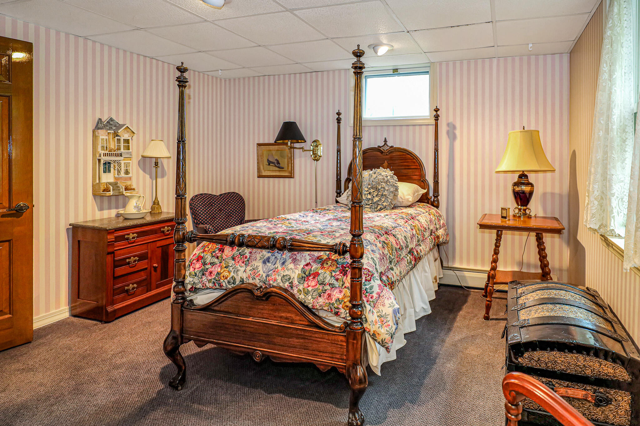 1318 Us-2 Rumford ME 04276