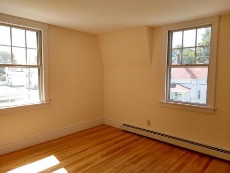 95 Whitney Street Auburn ME 04210
