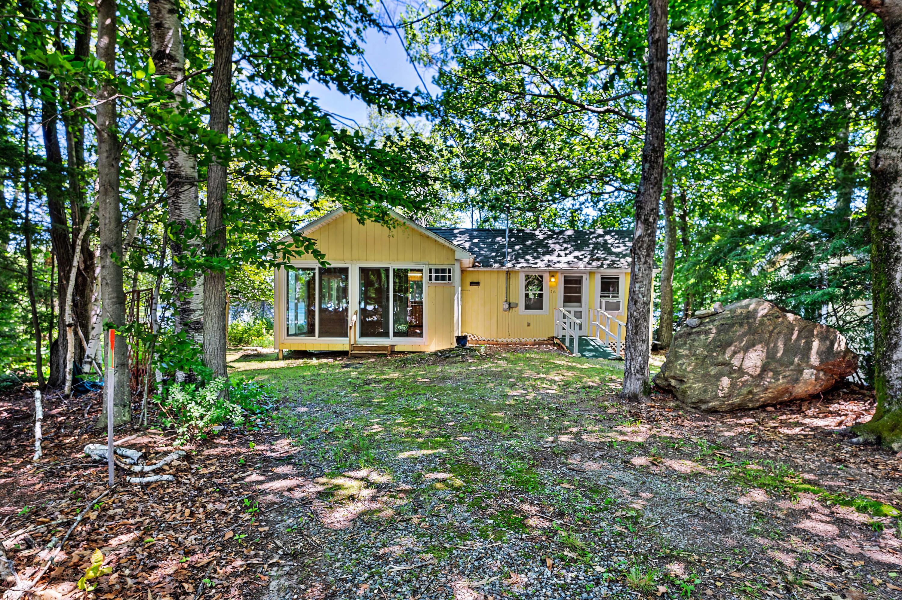 16 Maple Ridge Road Monmouth ME 04259