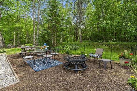 754 Winslows Mills Road Waldoboro ME 04572