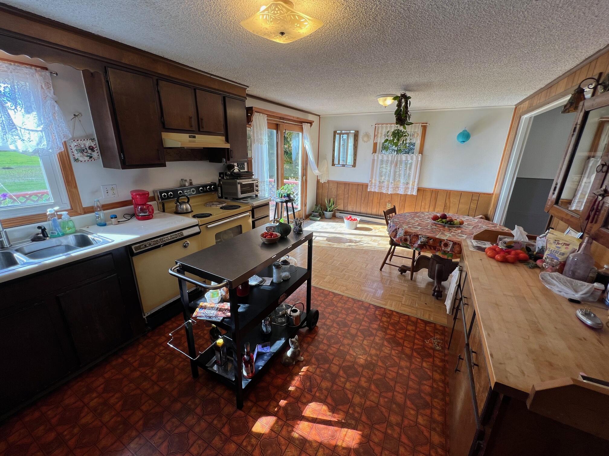 25 Ripley Road Cambridge ME 04923